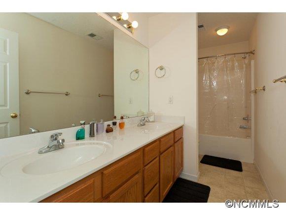 4 C Rathfarnham Road Asheville, NC 28803 - Photo 13 of 18 Gallery Image 13