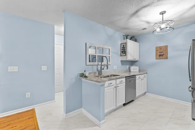 $317,900 | 83 Blue Jasmine Lane, Summerville, SC 29483