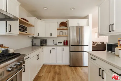 $1,799,000 | 913 Euclid Street, Unit 5, Santa Monica, CA 90403