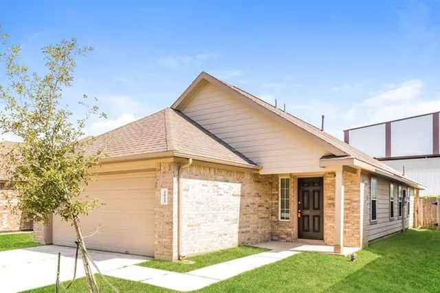 $1,635 | 2625 Lina Drive, Conroe, TX 77301