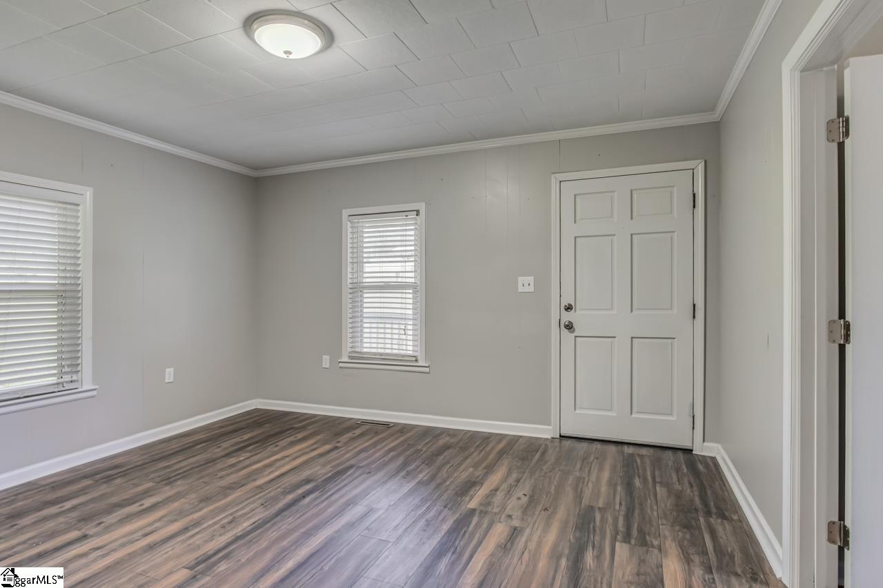 1657 Ranch Road Laurens, SC 29360 - Photo 8 of 21 Gallery Image 8