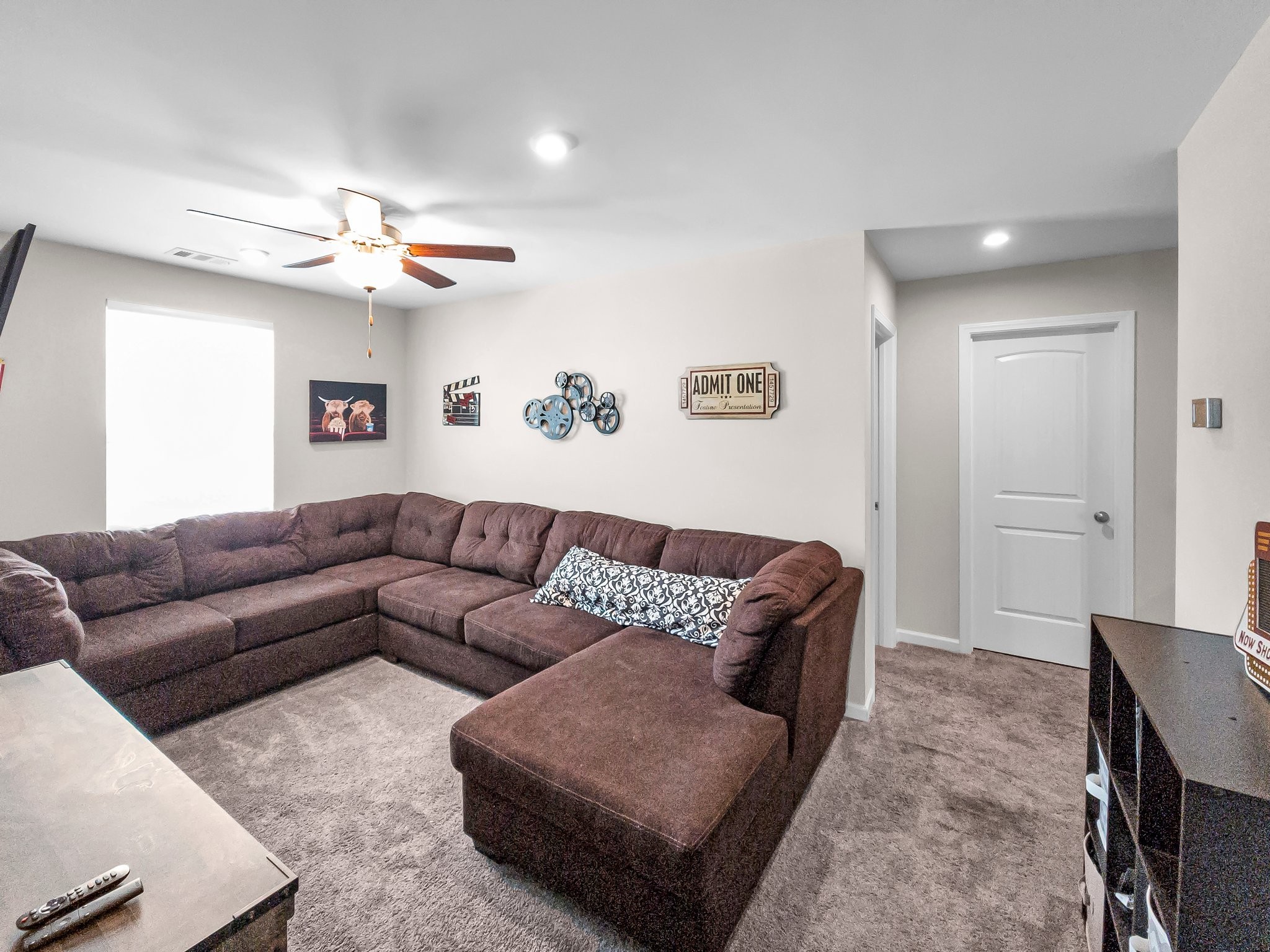 314 Disley Way Murfreesboro, TN 37128 - Photo 19 of 25 a living room with furniture and a ceiling fan