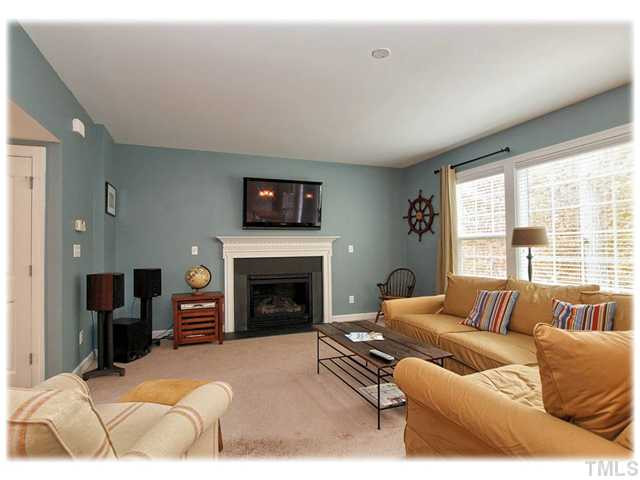 1018 Bianco Drive Raleigh, NC 27607 - Photo 4 of 17 Photo 4