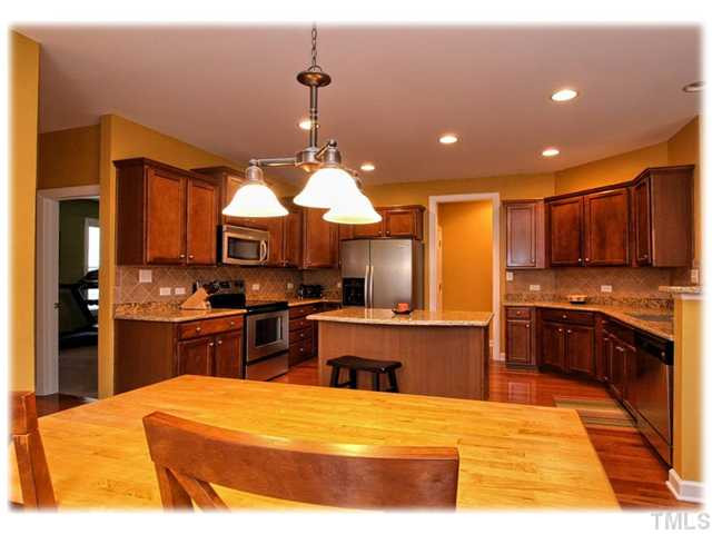 1018 Bianco Drive Raleigh, NC 27607 - Photo 6 of 17 Photo 6