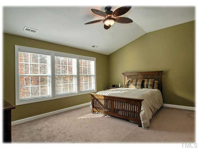 1018 Bianco Drive Raleigh, NC 27607 - Photo 9 of 17 Photo 9