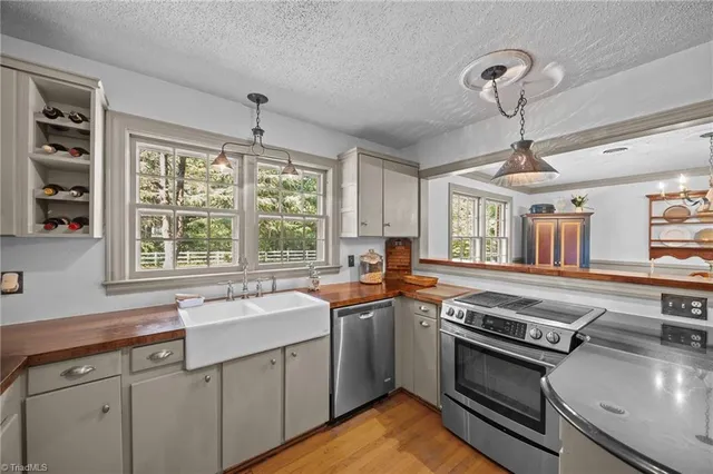 $350,000 | 502 West Hunter Street, Madison, NC 27025