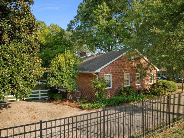 $350,000 | 502 West Hunter Street, Madison, NC 27025