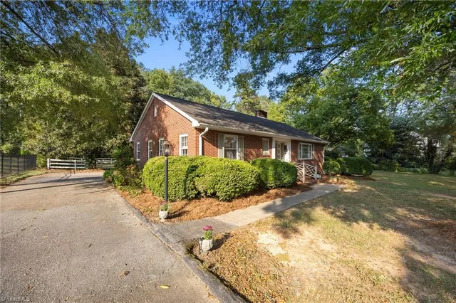 $350,000 | 502 West Hunter Street, Madison, NC 27025