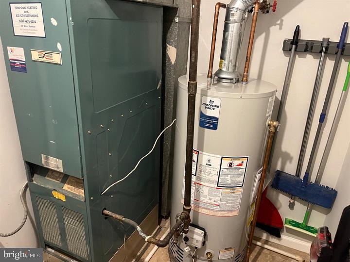 11 Kent Place Sewell, NJ 08080 - Photo 16 of 17 a view of an entryway with seating