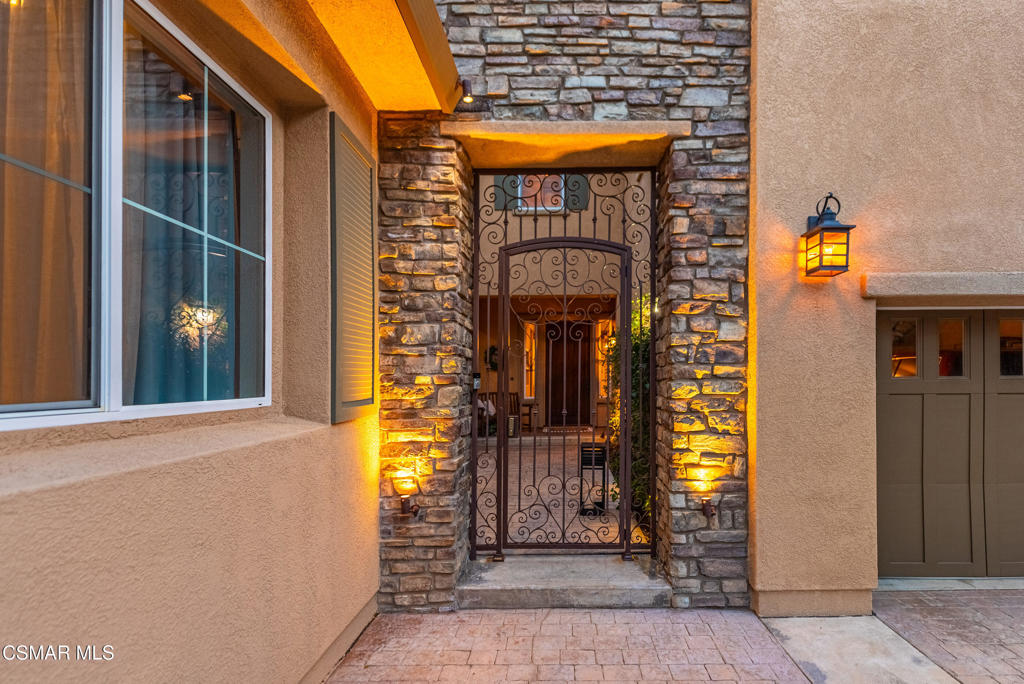 5068 Shady Trail Street Simi Valley, CA 93063 - Photo 4 of 76