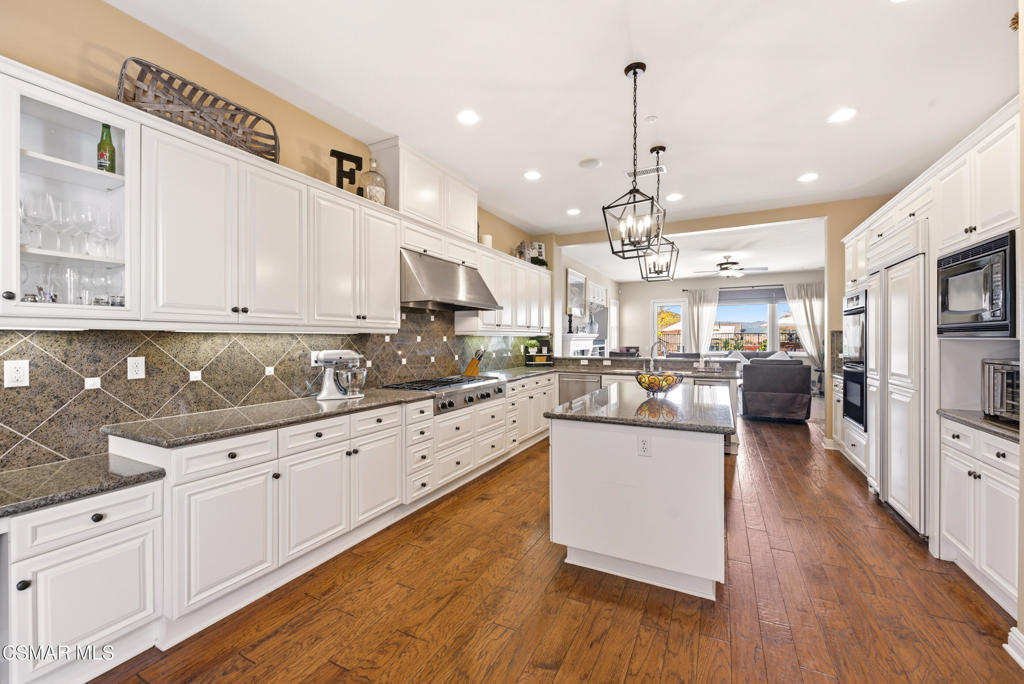 5068 Shady Trail Street Simi Valley, CA 93063 - Photo 46 of 76