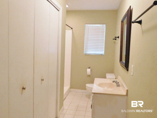 27 Chadwick Court Mobile, AL 36606 - Photo 15 of 23