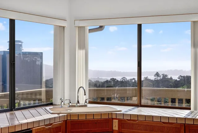 $2,478,000 | 3475 Edgefield Place, Carmel, CA 93923