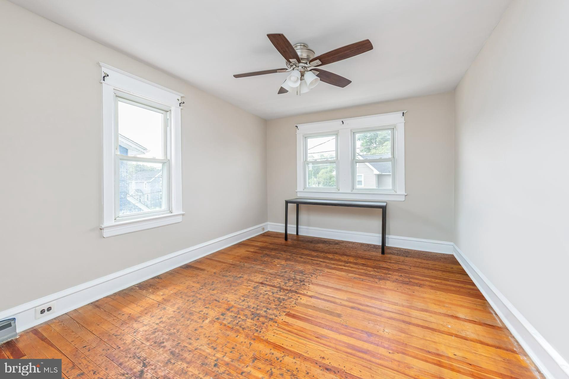 315 Billingsport Road Paulsboro, NJ 08066 - Photo 13 of 17