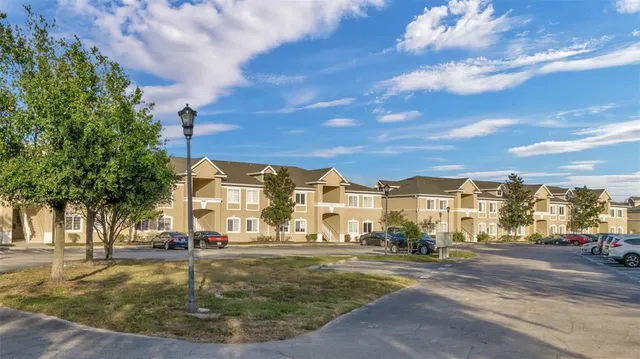 $1,500 | 9518 Newdale Way, Unit 102, Riverview, FL 33578