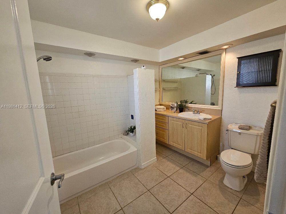 2885 Cambridge Road Lake Worth, FL 33462 - Photo 11 of 14
