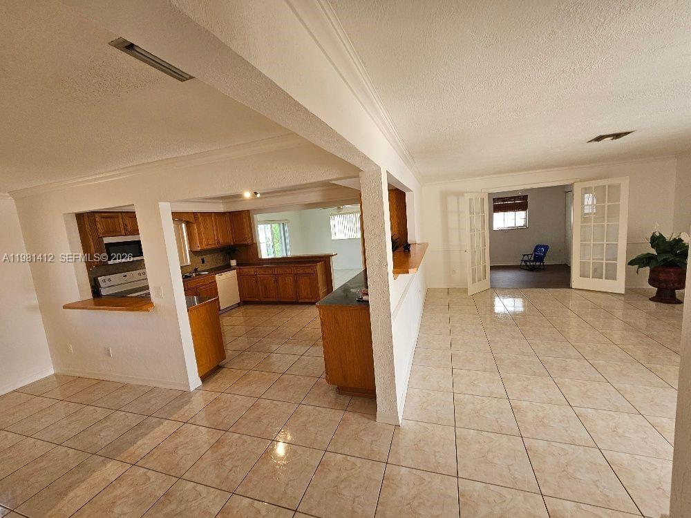 2885 Cambridge Road Lake Worth, FL 33462 - Photo 2 of 14