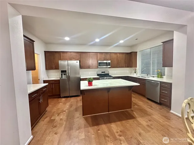 $3,200 | 32315 47th Avenue South, Auburn, WA 98001