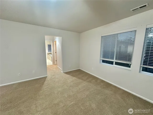 $3,200 | 32315 47th Avenue South, Auburn, WA 98001