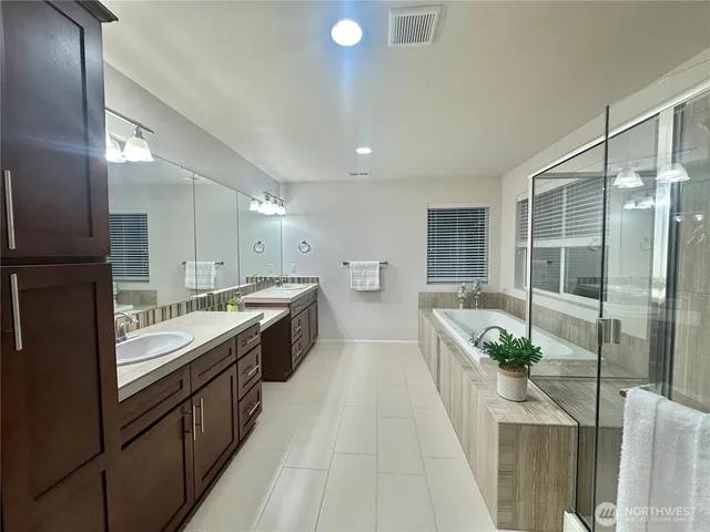 $3,200 | 32315 47th Avenue South, Auburn, WA 98001