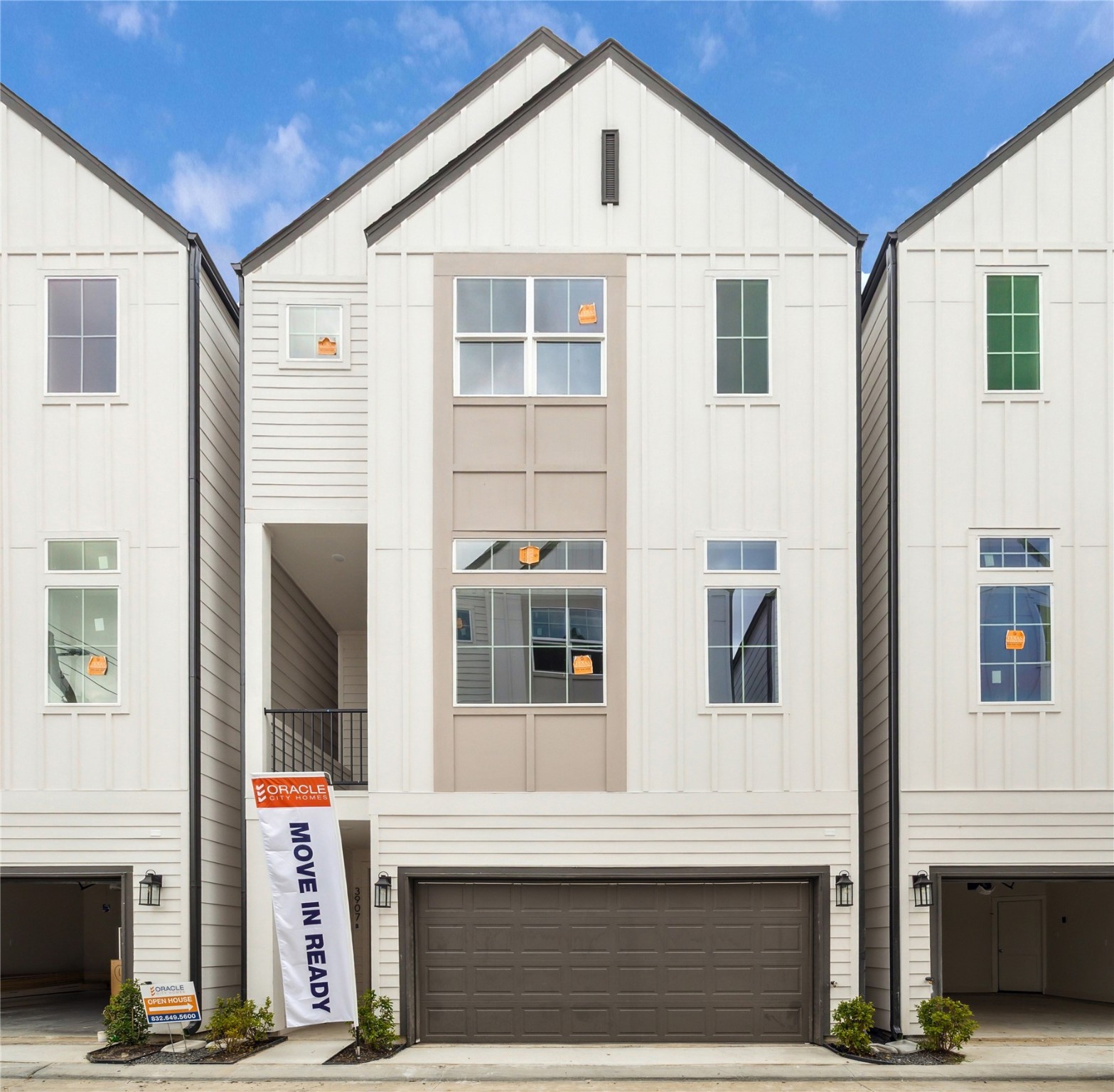 3911 Tulane Street, Unit B Houston, TX 77018 - Photo 7 of 37 Modern and inviting, this move-in-ready home showcases sleek architecture with a spacious two-car garage. Ideal for contemporary living.