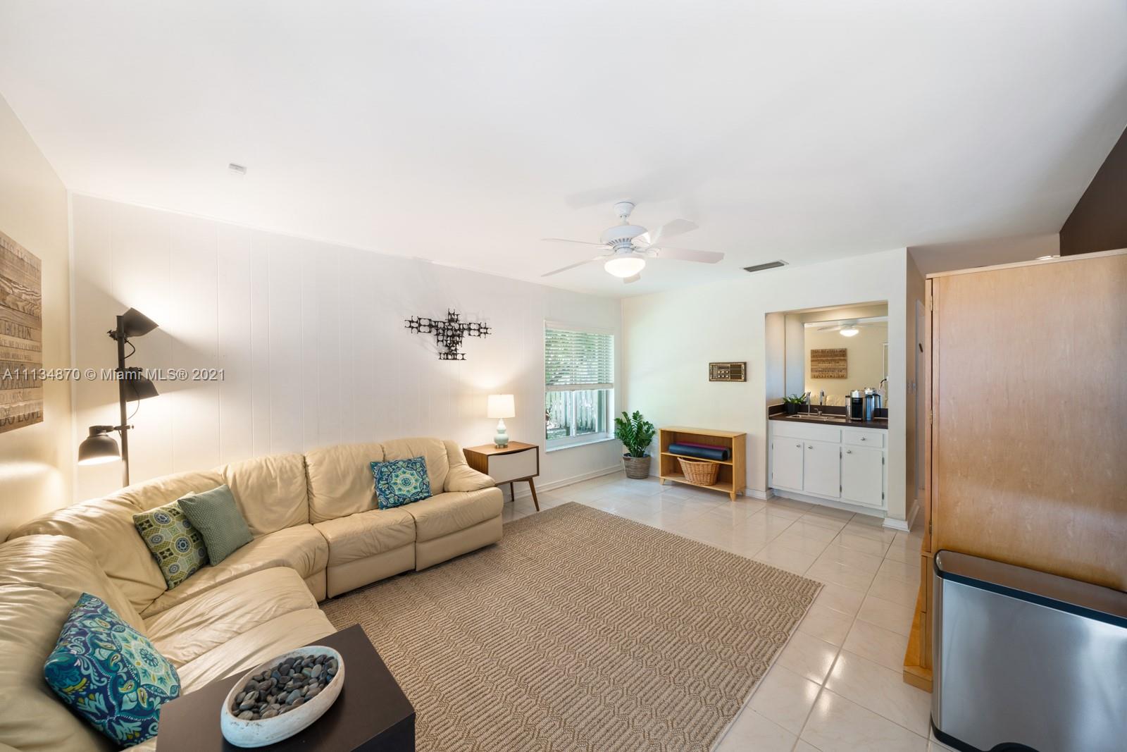 11121 Southwest 110th Road Miami, FL 33176 - Photo 19 of 41 Gallery Image 19
