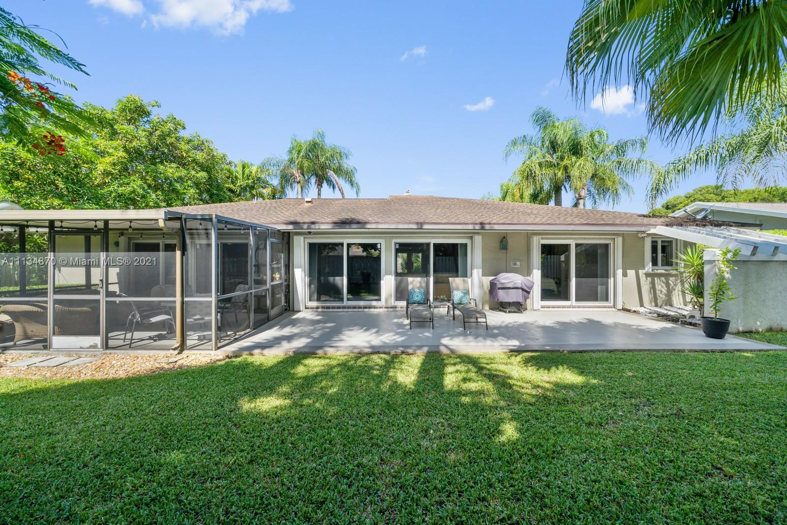 11121 Southwest 110th Road Miami, FL 33176 - Photo 33 of 41 Gallery Image 33