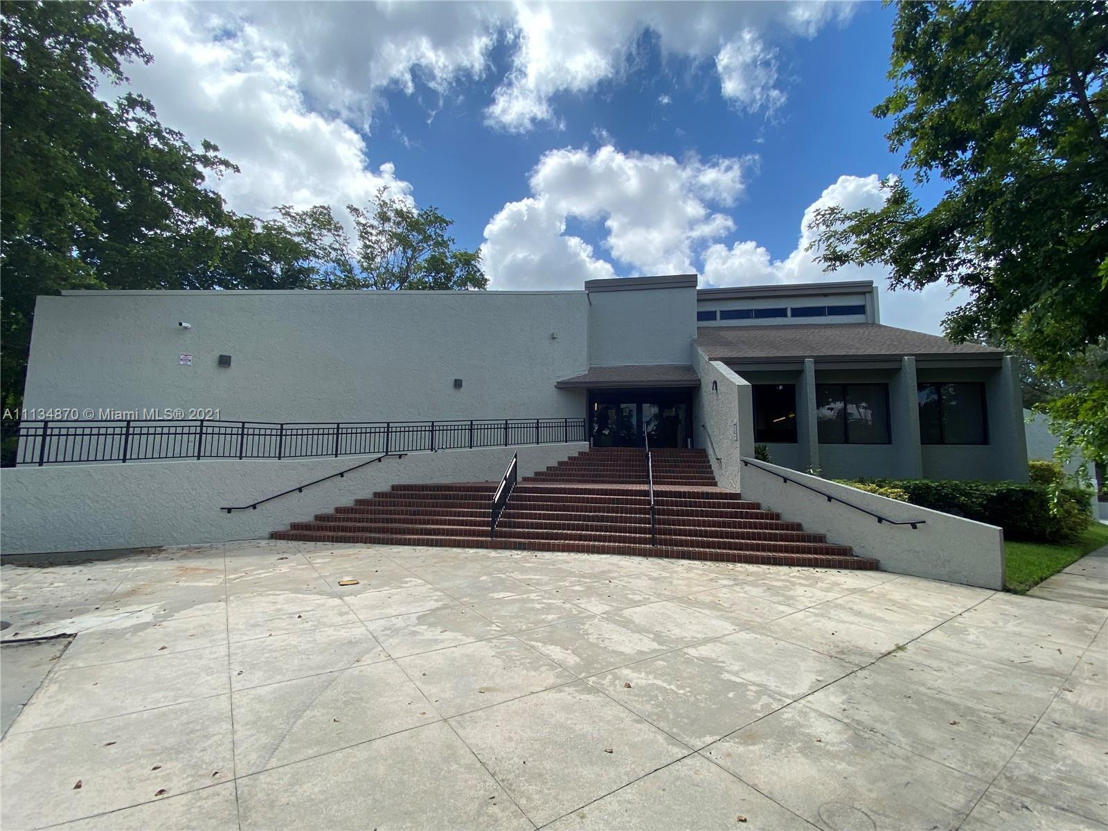 11121 Southwest 110th Road Miami, FL 33176 - Photo 37 of 41 Gallery Image 37