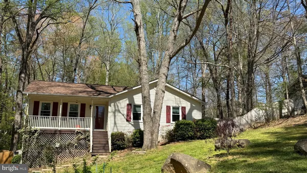 $2,700 | 11 Hickory Lane, Stafford, VA 22556