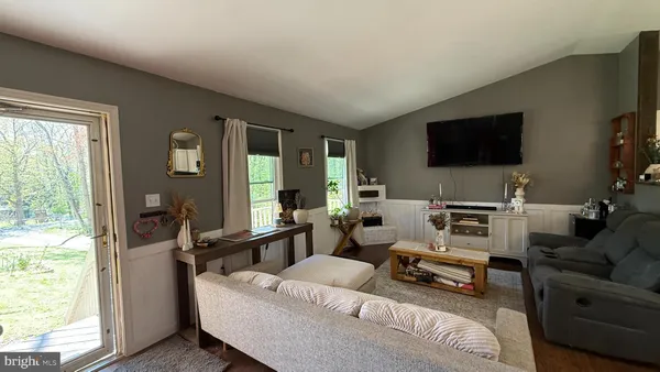 $2,700 | 11 Hickory Lane, Stafford, VA 22556