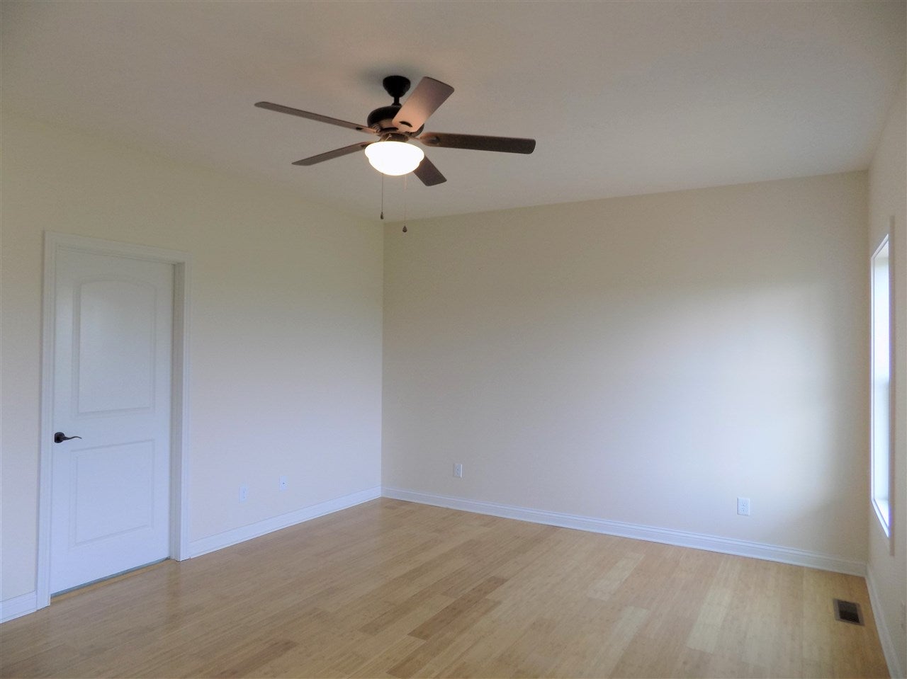 176 Bill Ferguson Road Bowling Green, KY 42101 - Photo 9 of 25 Gallery Image 9