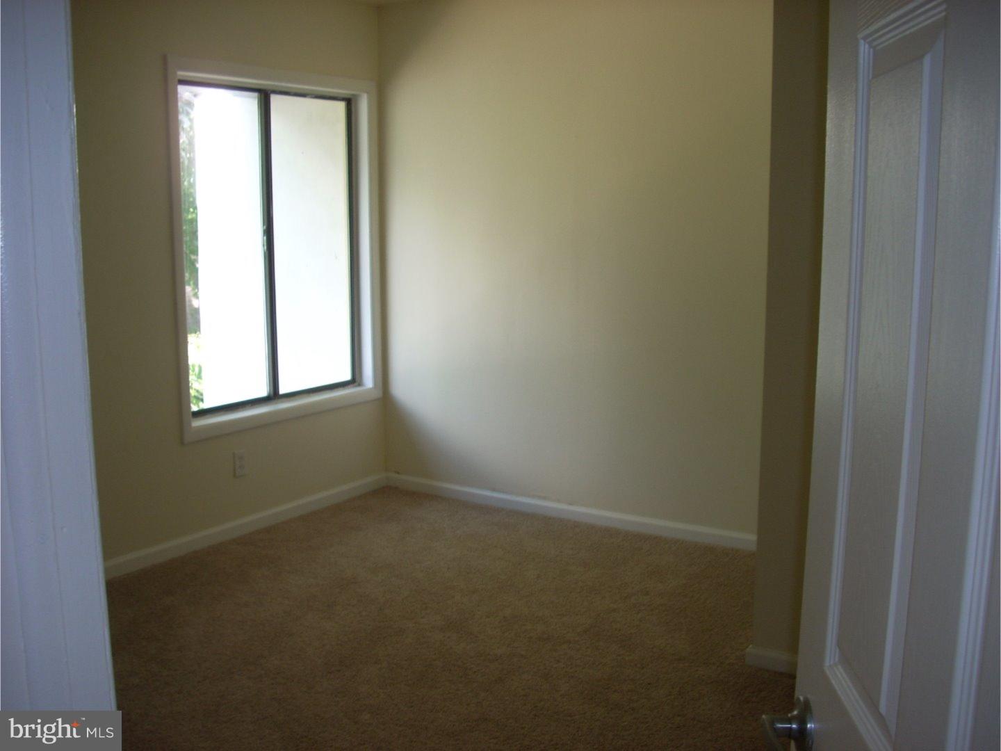 453 Probasco Road East Windsor, NJ 08520 - Photo 9 of 18
