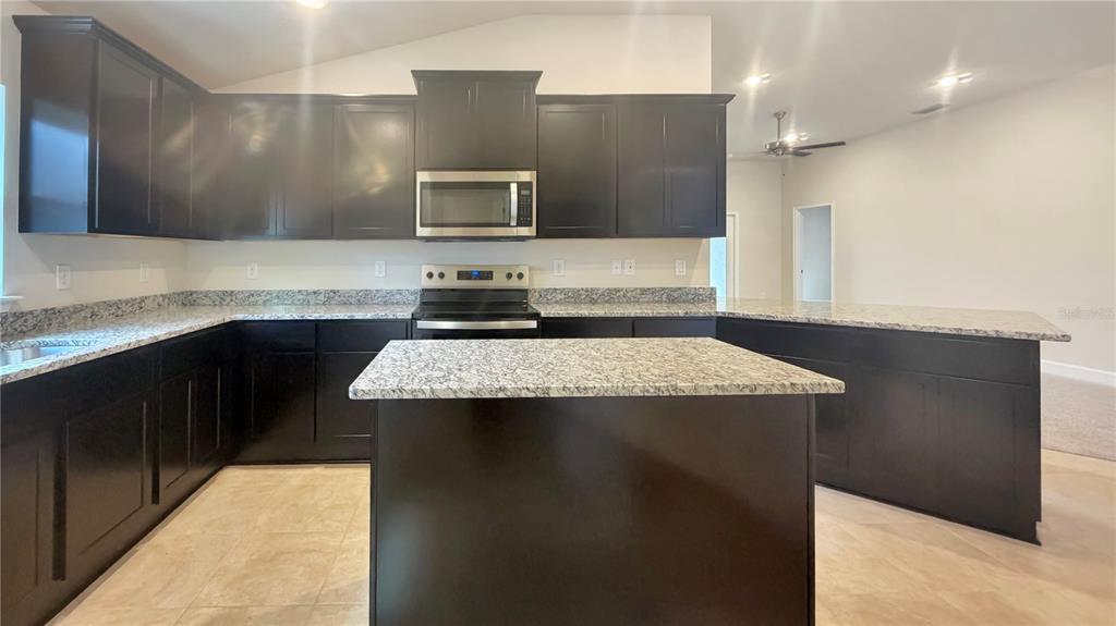 7520 Bent Tree Loop St. Cloud, FL 34773 - Photo 4 of 27
