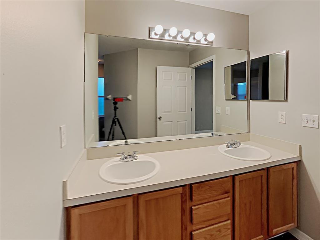 1064 Scenic View Circle Minneola, FL 34715 - Photo 20 of 29