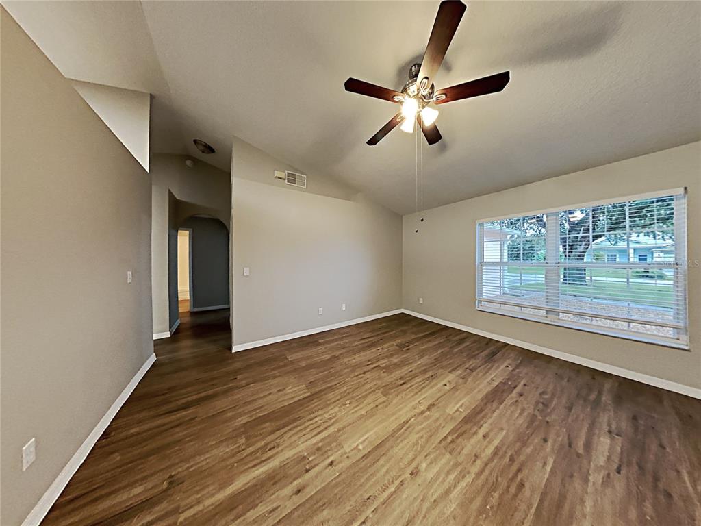 1064 Scenic View Circle Minneola, FL 34715 - Photo 6 of 29