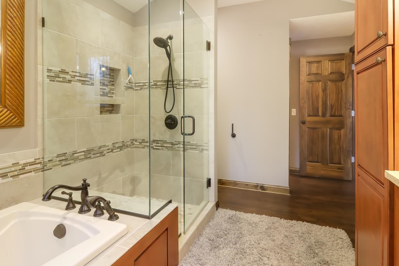 9737 East Otto Road Suttons Bay, MI 49682 - Photo 24 of 48 1910757-23.JPG