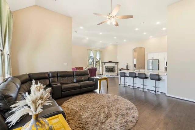 $4,200 | 2239 Plum Creek Drive, Manvel, TX 77578