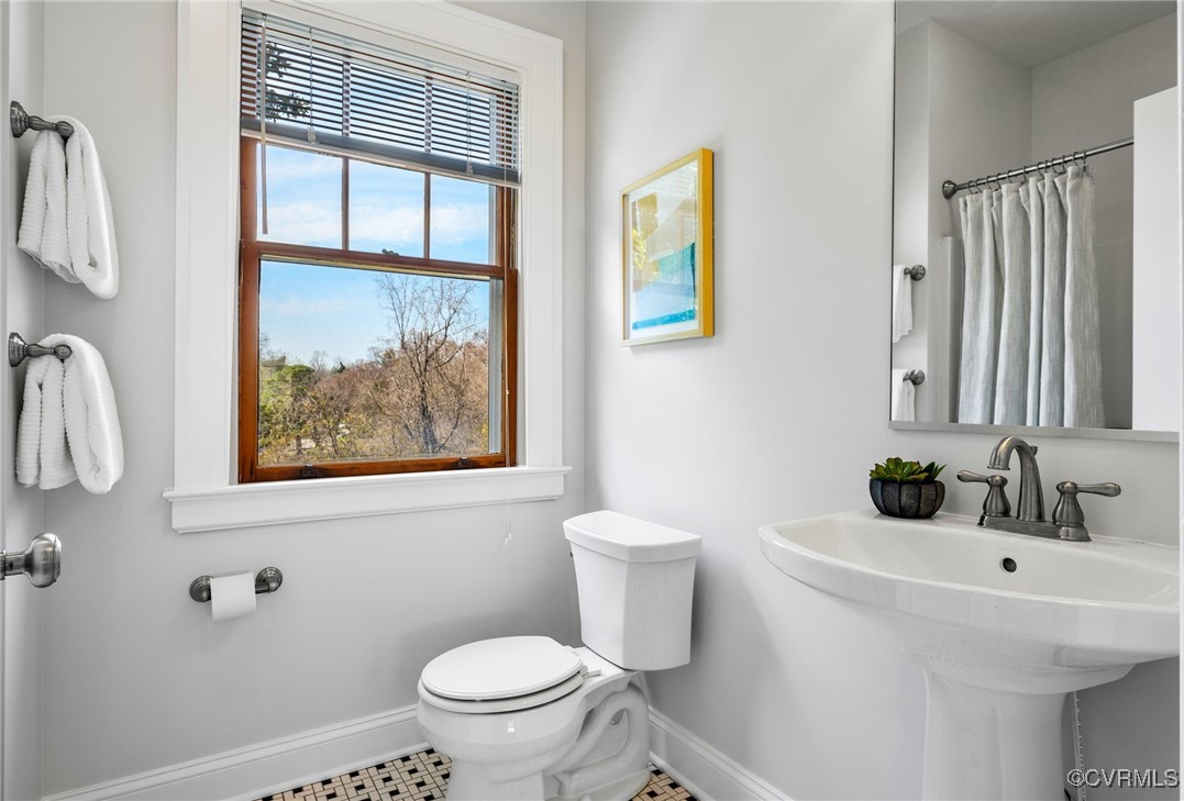 2106 Riverside Drive Richmond, VA 23225 - Photo 23 of 38