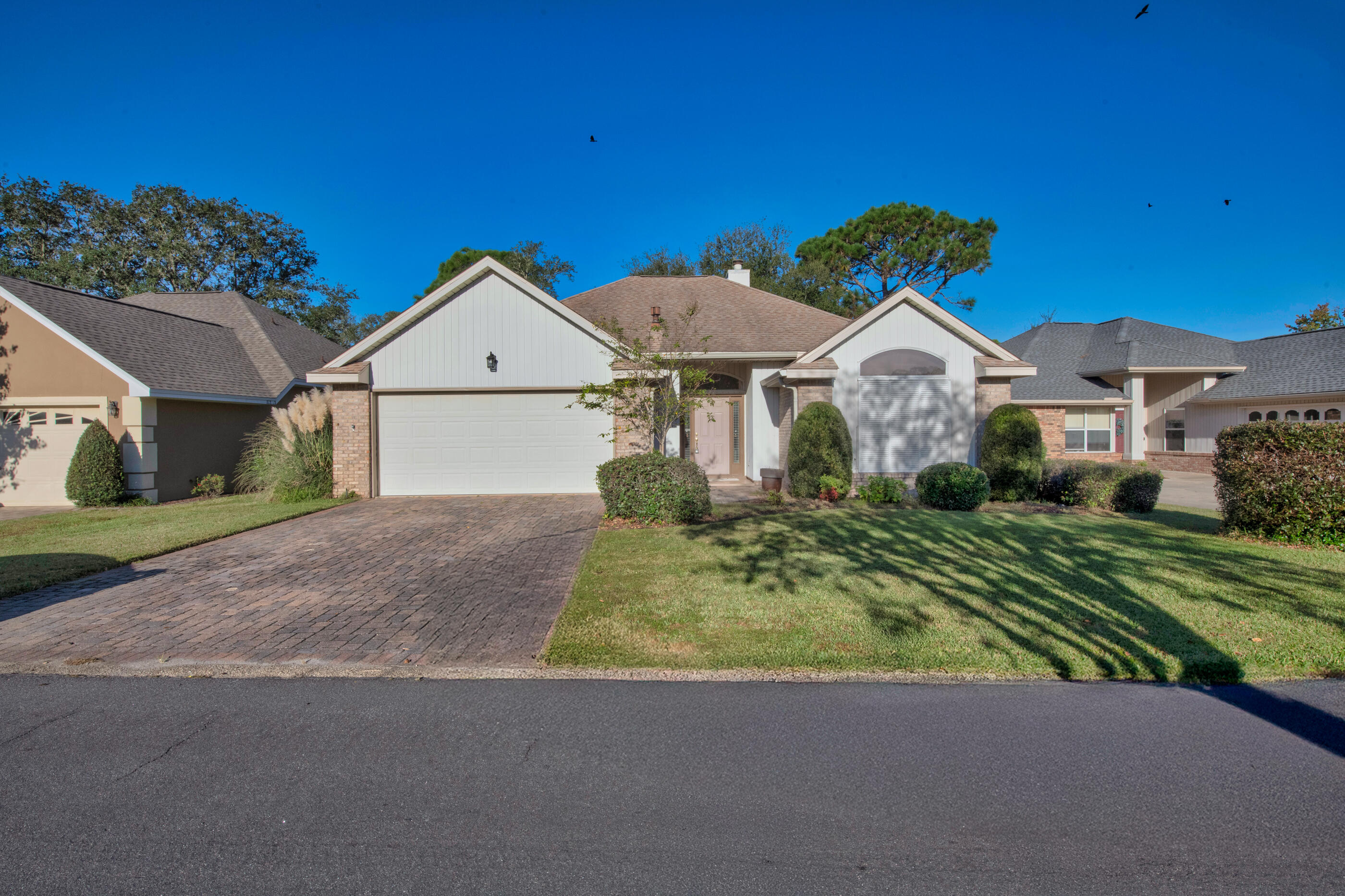 924 Shalimar Point Drive Shalimar, FL 32579 - Photo 2 of 40 a house view with a garden space