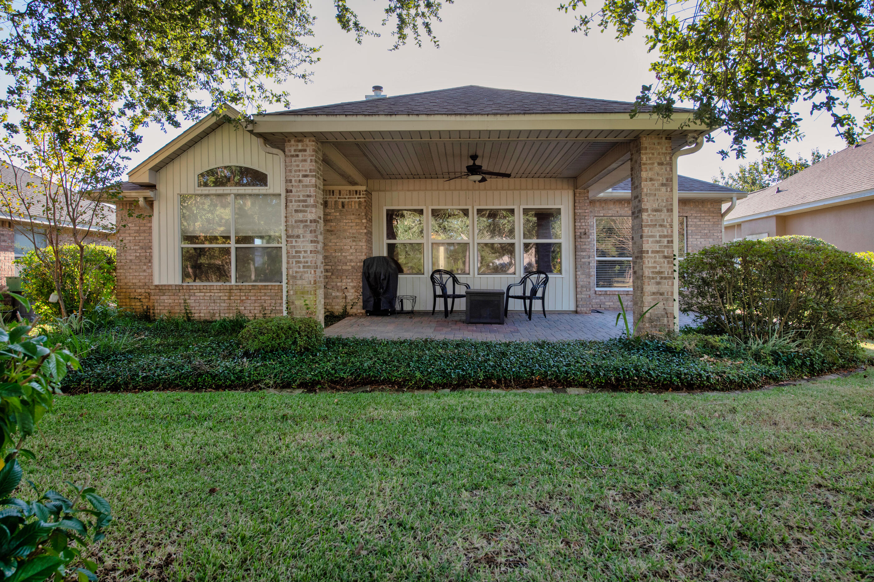 924 Shalimar Point Drive Shalimar, FL 32579 - Photo 35 of 40 a front view of a house with garden