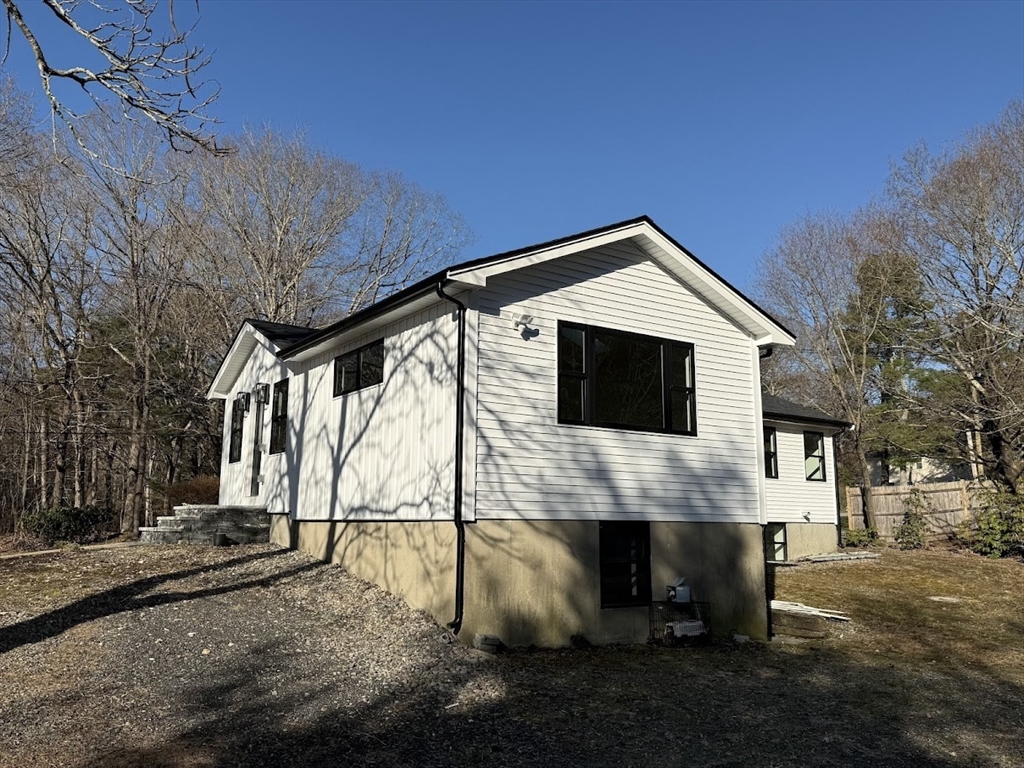 104 Spring Street Foxboro, MA 02035 - Photo 4 of 42