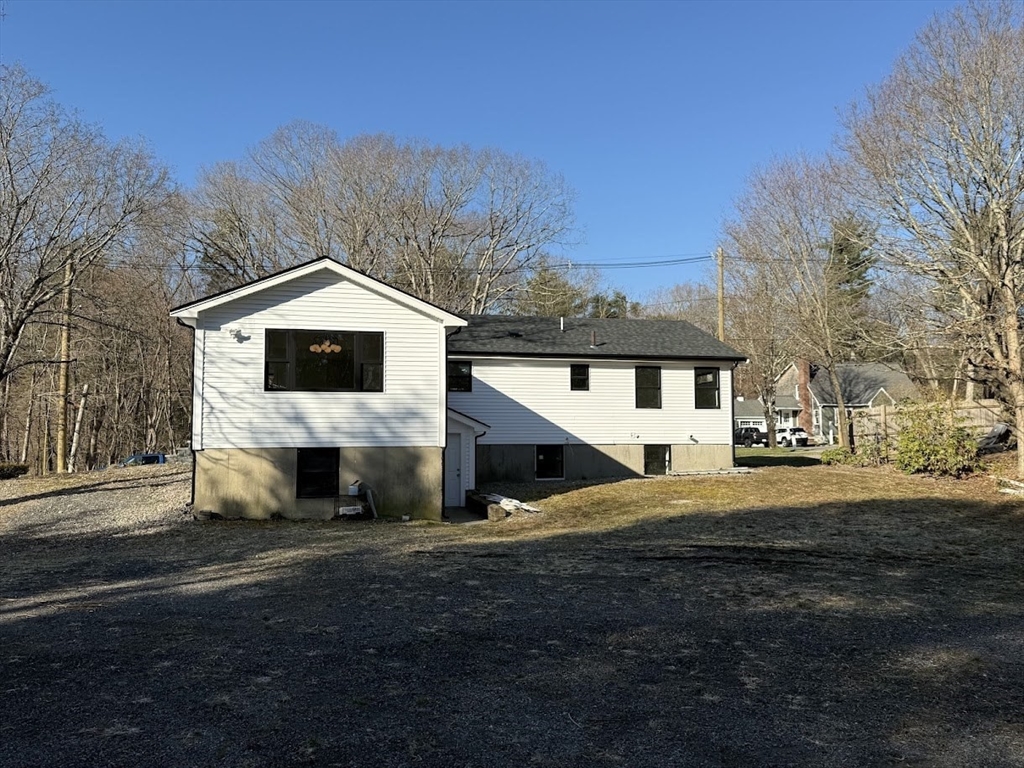 104 Spring Street Foxboro, MA 02035 - Photo 5 of 42