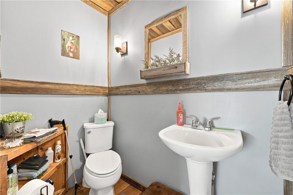 734 Mercer Road Greenville, PA 16125 - Photo 14 of 24 Gallery Image 14