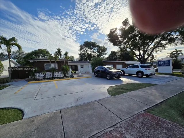 $1,450 | 5712 Hollywood Boulevard, Unit 3, Hollywood, FL 33021