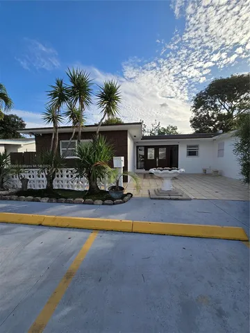 $1,450 | 5712 Hollywood Boulevard, Unit 3, Hollywood, FL 33021