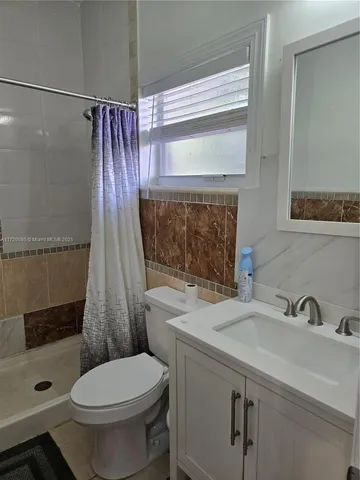 $1,450 | 5712 Hollywood Boulevard, Unit 3, Hollywood, FL 33021