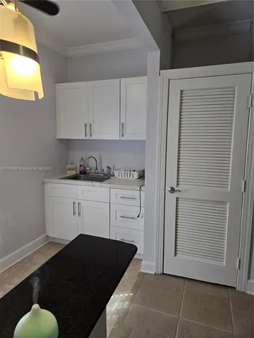 $1,450 | 5712 Hollywood Boulevard, Unit 3, Hollywood, FL 33021