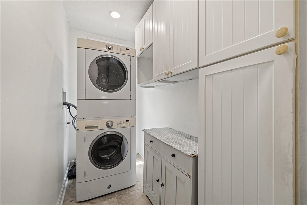 30 Whipple Street Worcester, MA 01607 - Photo 12 of 42 Gallery Image 12