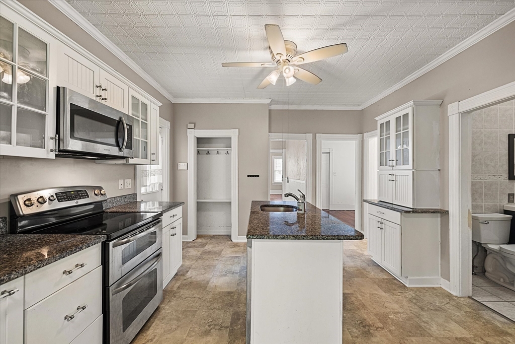 30 Whipple Street Worcester, MA 01607 - Photo 9 of 42 Gallery Image 9