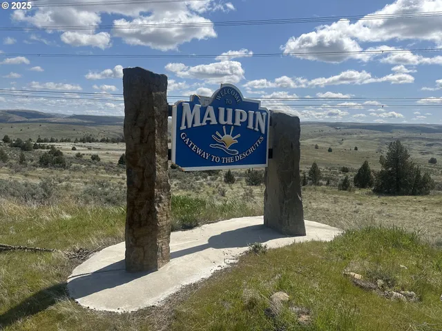 $27,500 | 419 Little Lake Road, Maupin, OR 97037